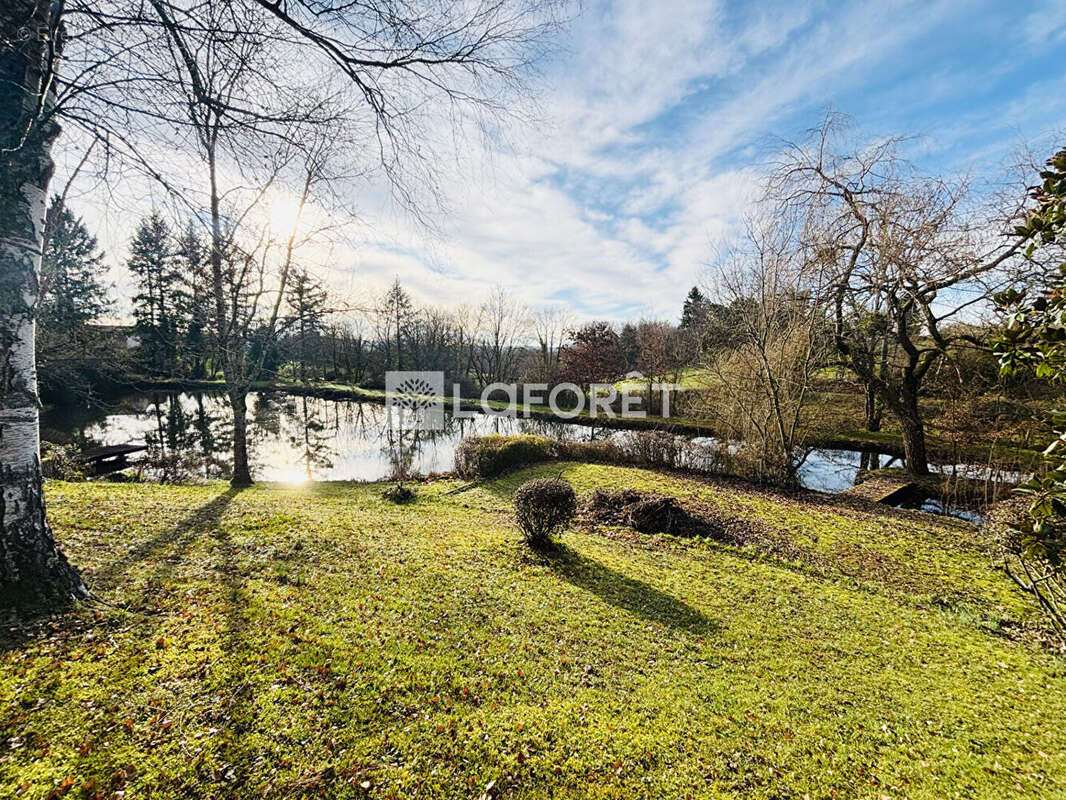 Maison à SAINT-MAURICE-LES-CHATEAUNEUF
