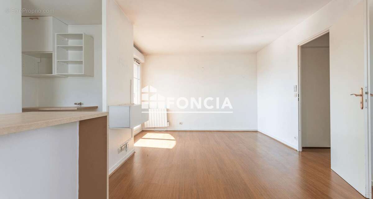 Appartement à MORANGIS