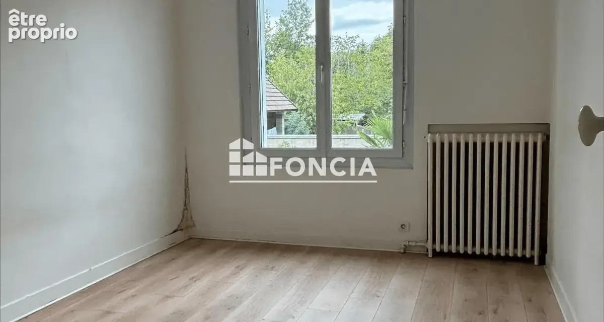 Maison familiale avec sous-sol total et terrain de 795 m2-hyper centre sainte-genevieve-des-bois - photo 6