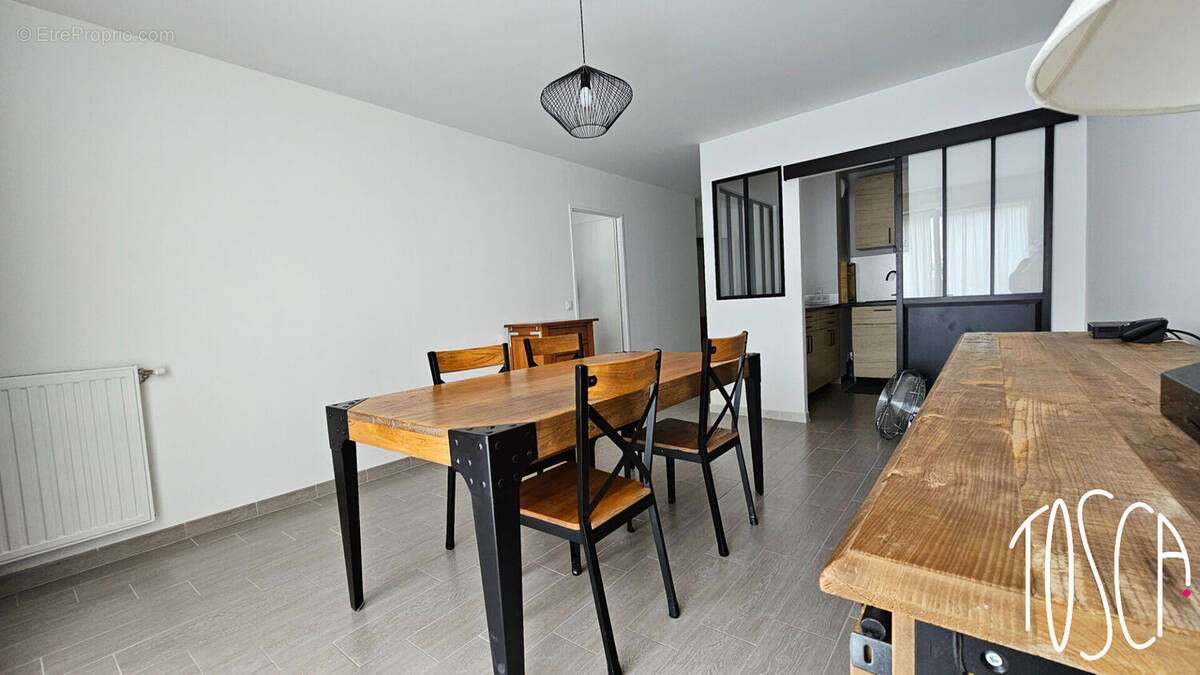 Appartement à THIAIS