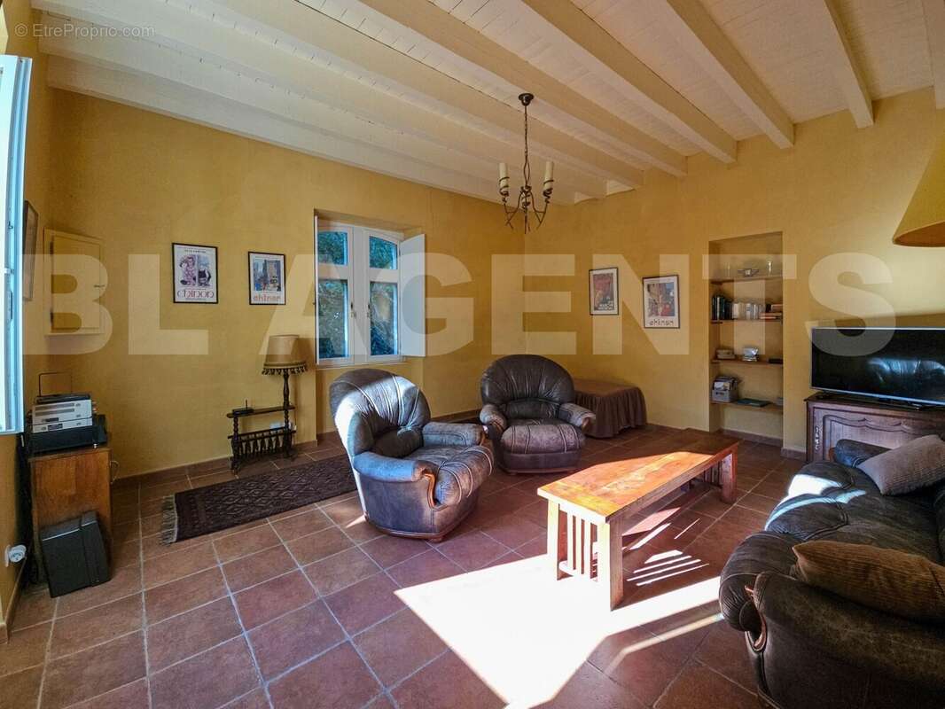 6 - Lionel MARC - BL Agents - JJS Bourgeoise - Maison à FAYE-LA-VINEUSE