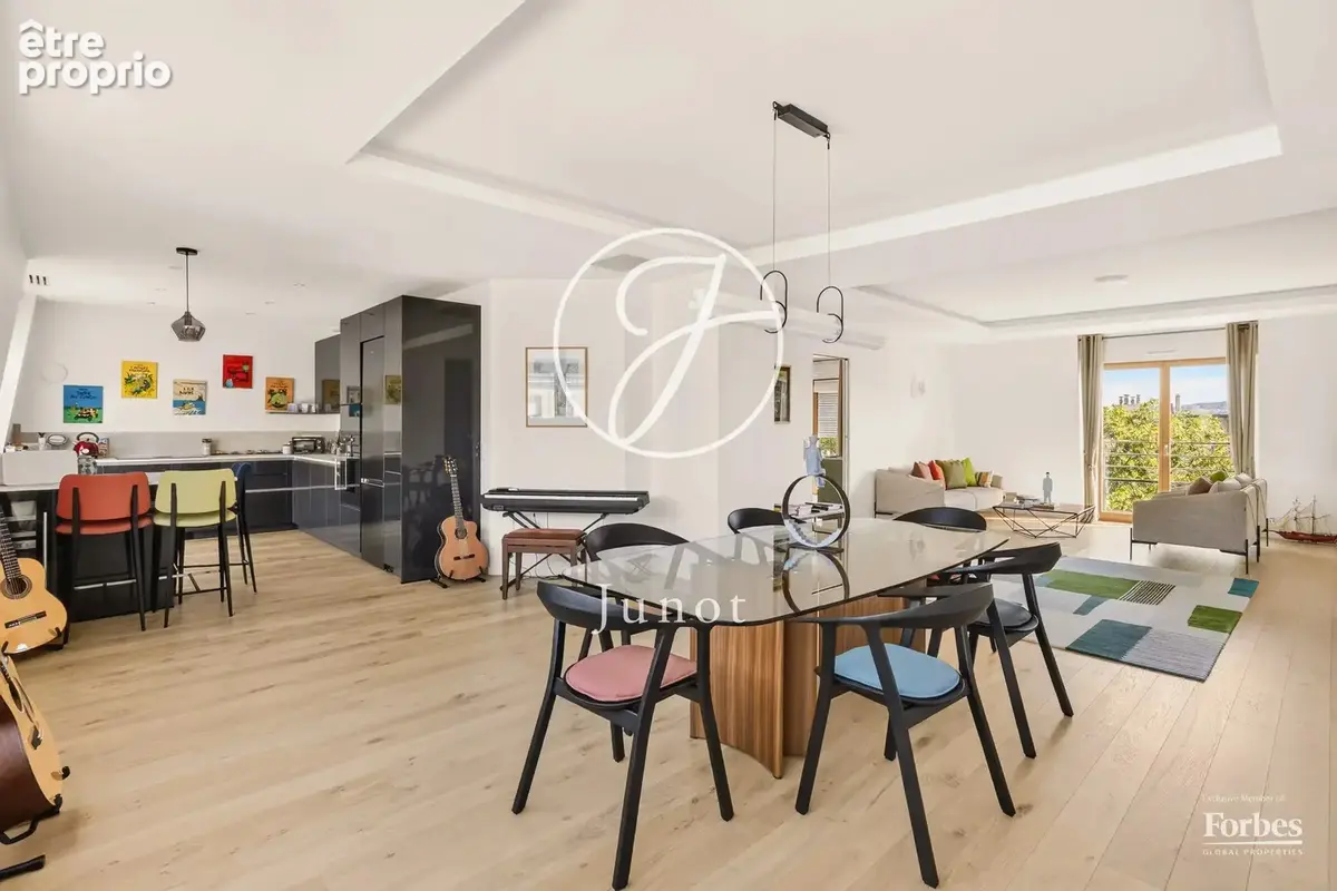 Le Vésinet - CENTRE-VILLE - Appartement - 2 chambres  - 133m². - photo 4