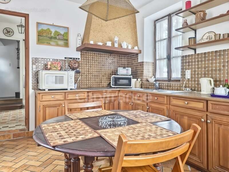 Maison à MOULINS-LA-MARCHE