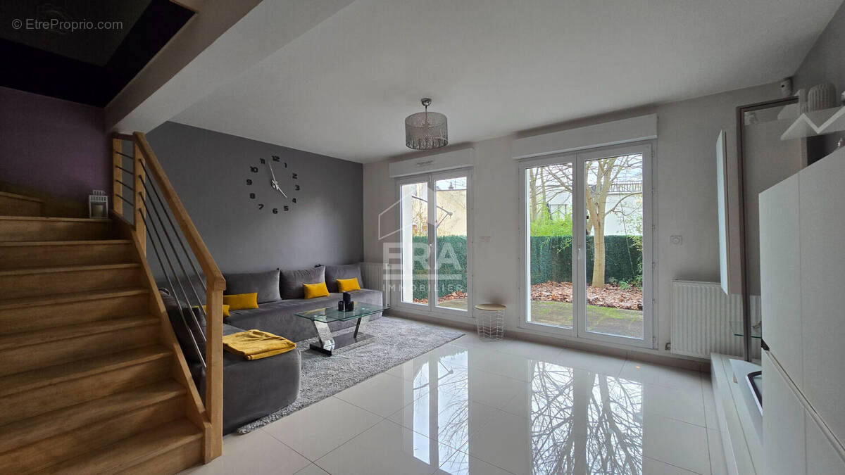 Maison à JUVISY-SUR-ORGE