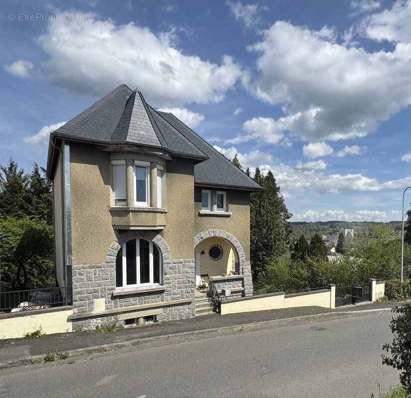 Maison à USSEL