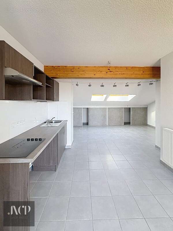 Appartement à LE HAILLAN