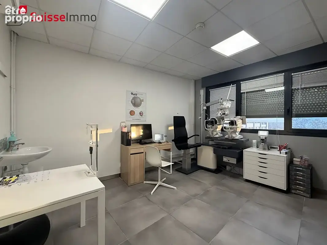 Rentabilité 12,6 % - Locaux d'activité à Montbeliard 220 m2 - photo 5
