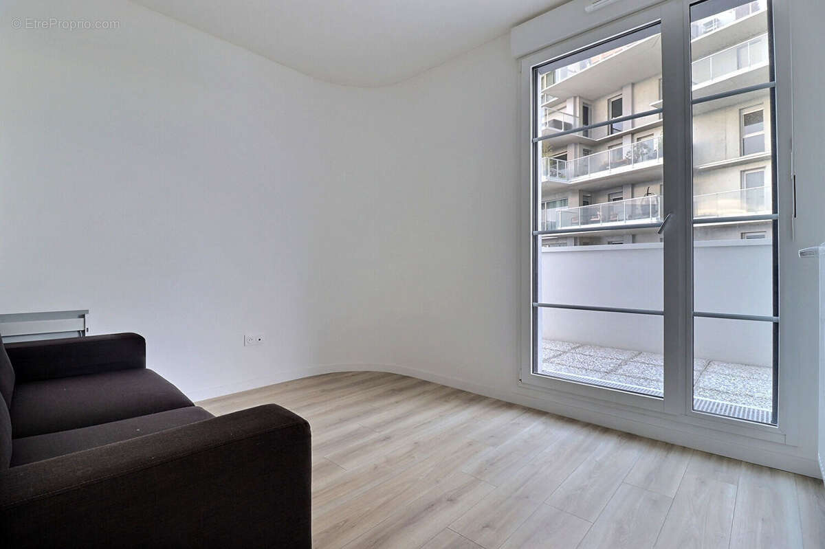 Appartement à COLOMBES