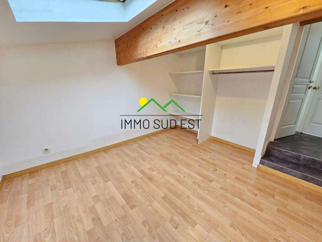 Appartement à BOURG-LES-VALENCE