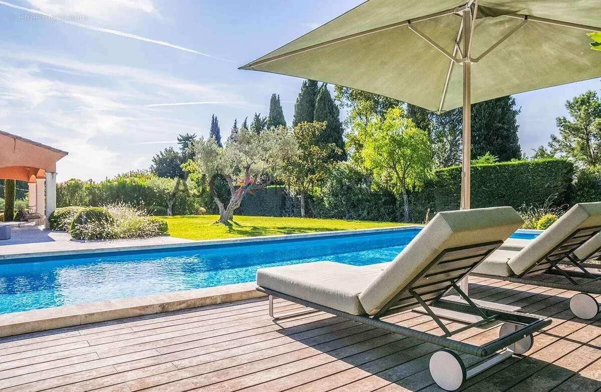 Saint-rémy-de-provence – propriété rénovée en 2019 – piscine 15 x 5 m – possibilité d'extension - photo 5