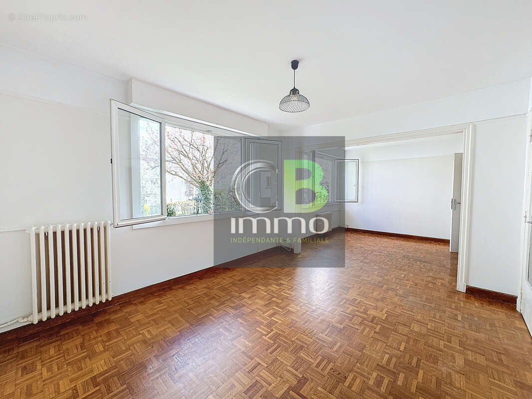 Appartement à GARCHES