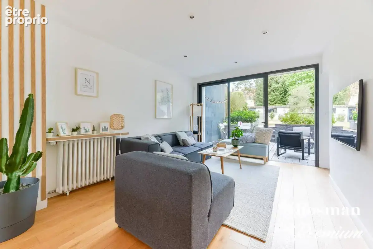 Coup de coeur ! Maison de 200 m2 (290 m2 au sol), 5 chambres, terrasse, jardin et garage - Quartier Blanche de Castille / Rond p - photo 5