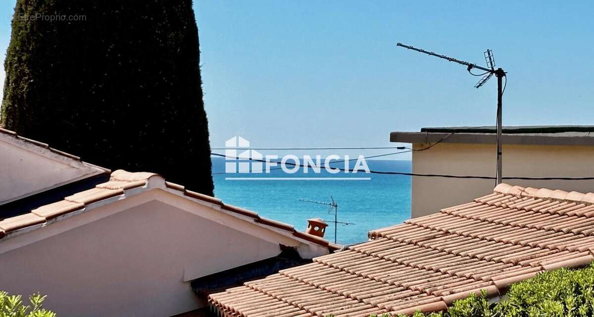 Appartement à SIX-FOURS-LES-PLAGES