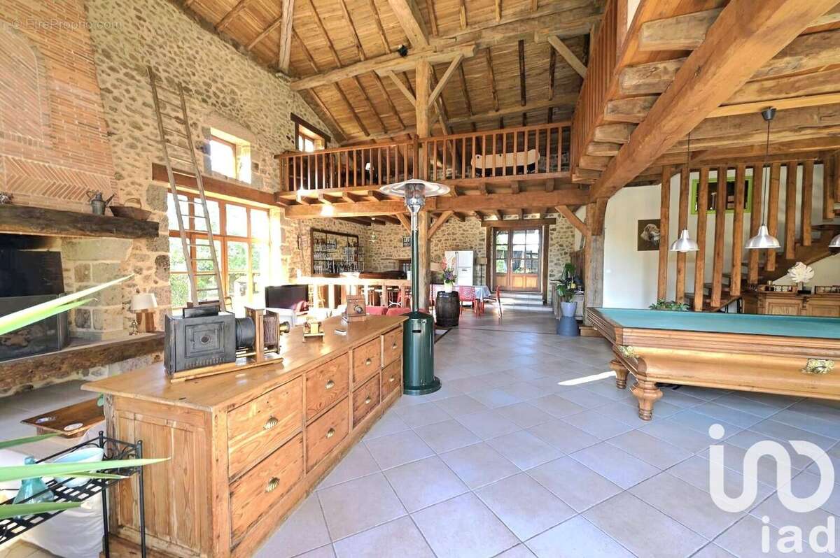 Photo 7 - Maison à PRESSIGNAC