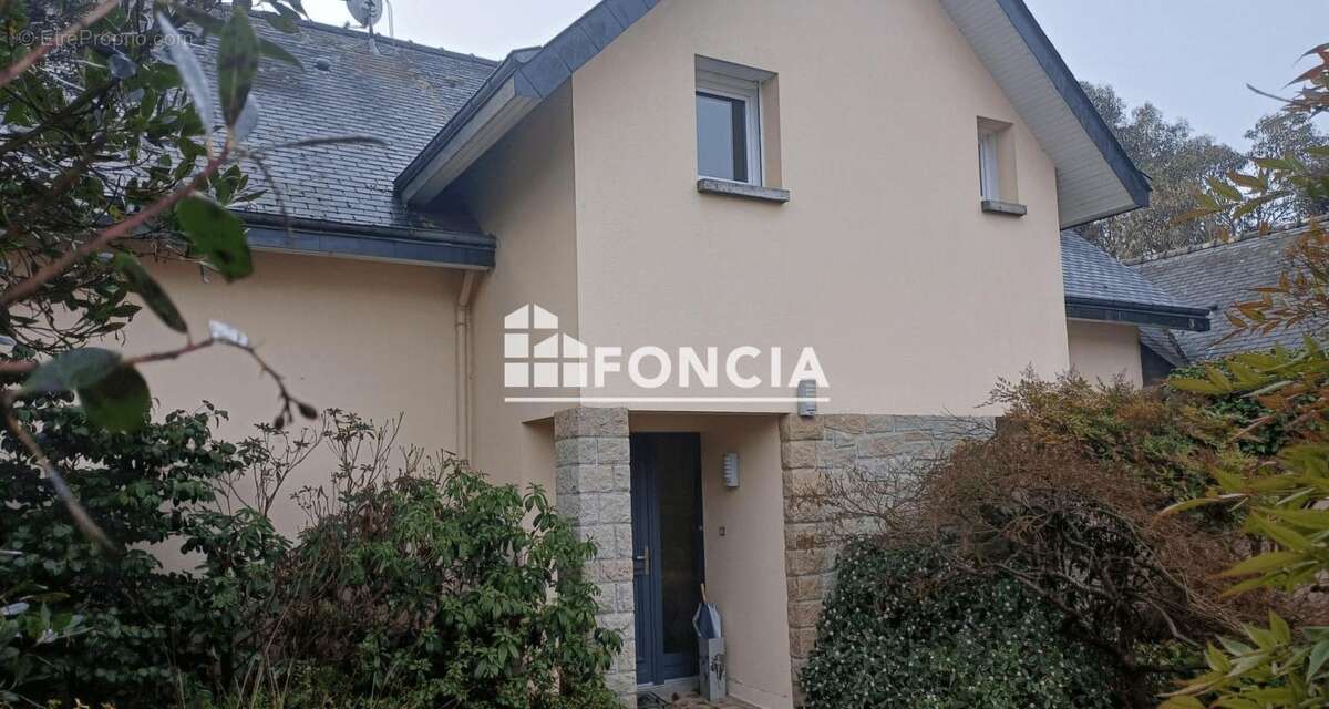 Maison à CHARTRES-DE-BRETAGNE