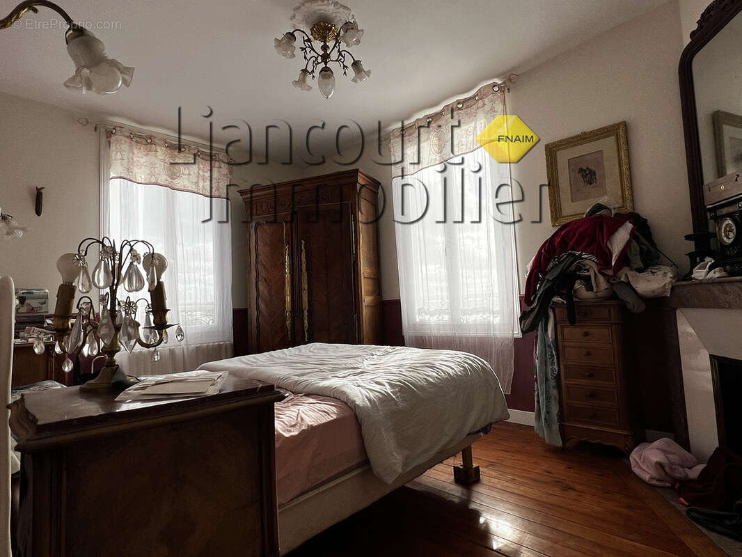 Maison à LIANCOURT