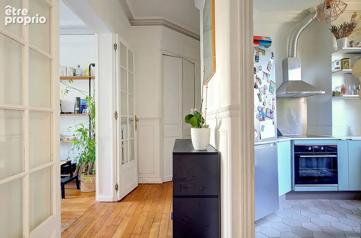 Charme de l'ancien Ascenseur Traversant - photo 7