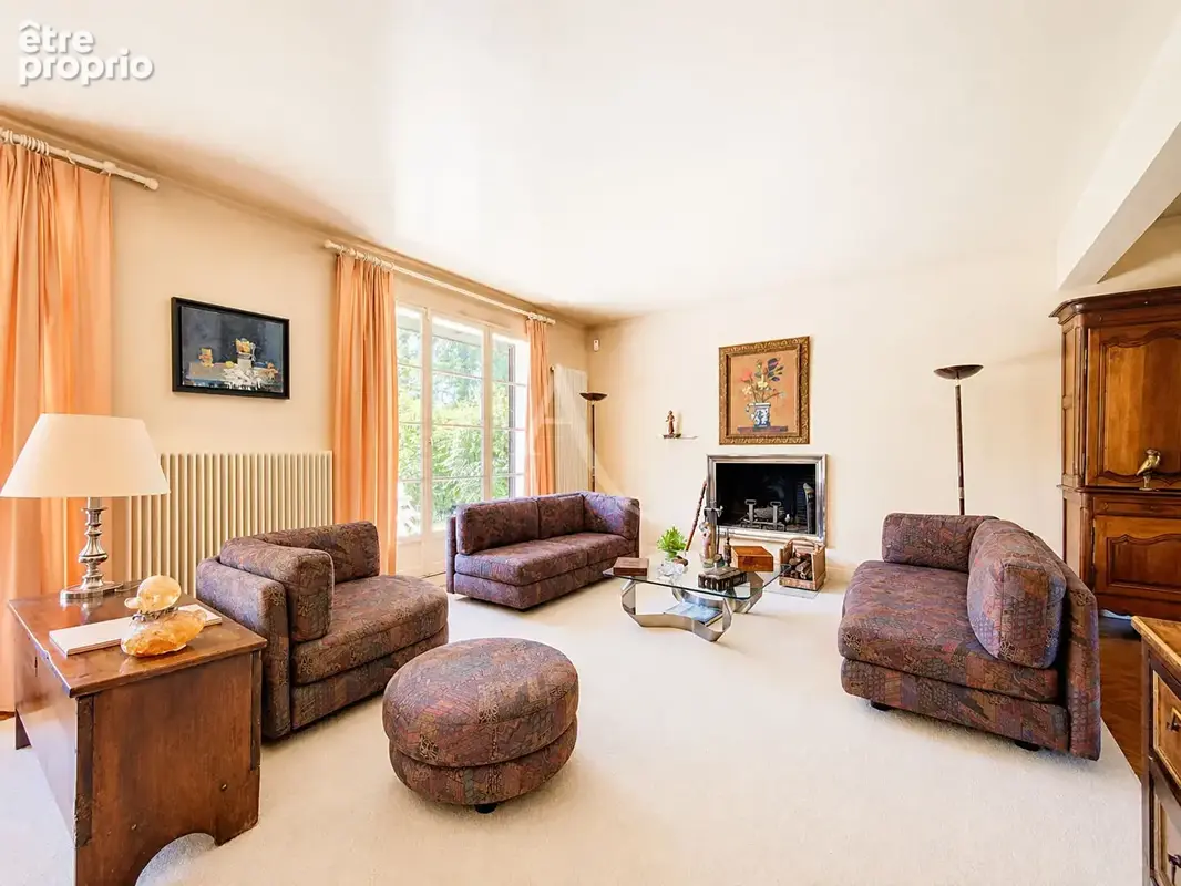 Maison de 260.75 m² - Chavenay - photo 6