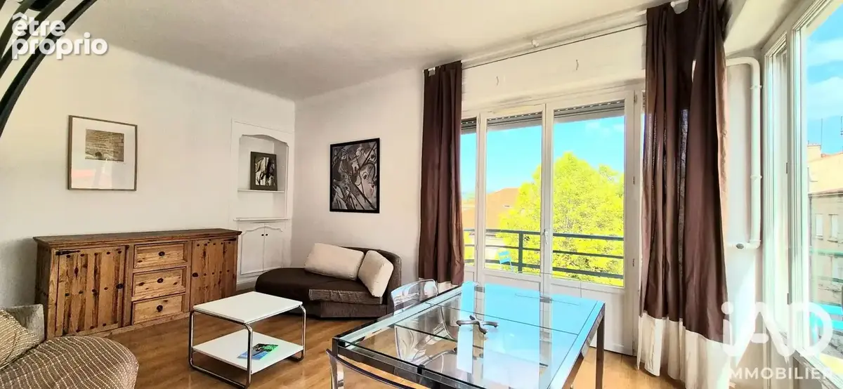 Photo 1 - Appartement à SAINT-ETIENNE