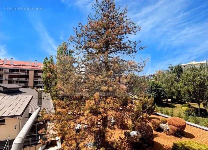 Appartement - 3 Pièces - 63.19m² + Balcon 8.52m² - photo 8
