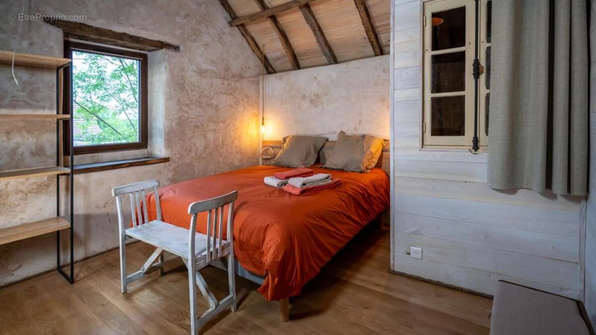 Secteur Figeac - Ravissante Maison de charme en pierre restaurée - photo 17