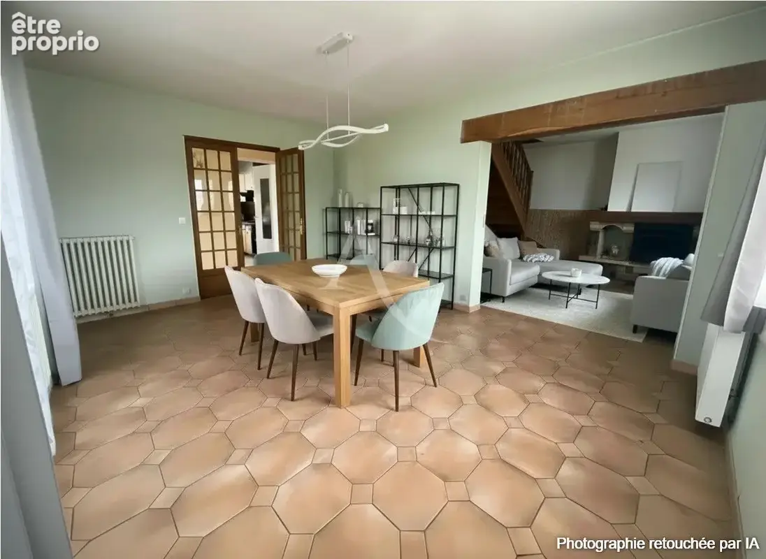 Maison à SERRIS