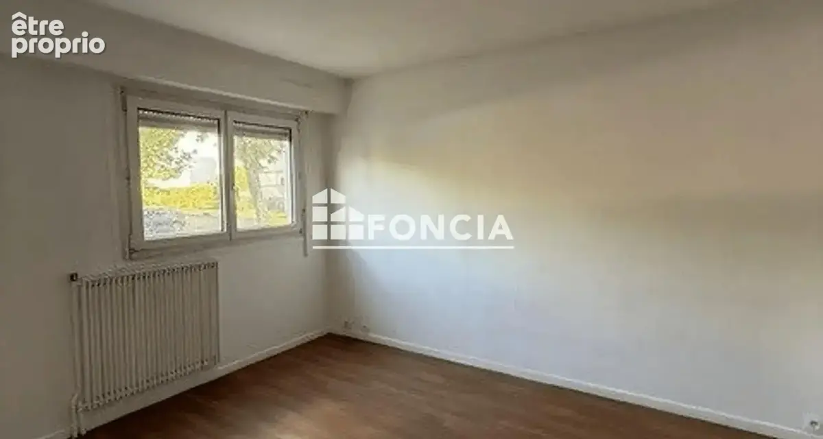 Studio 29 m² avec parking et cave – Proche RER A - photo 3