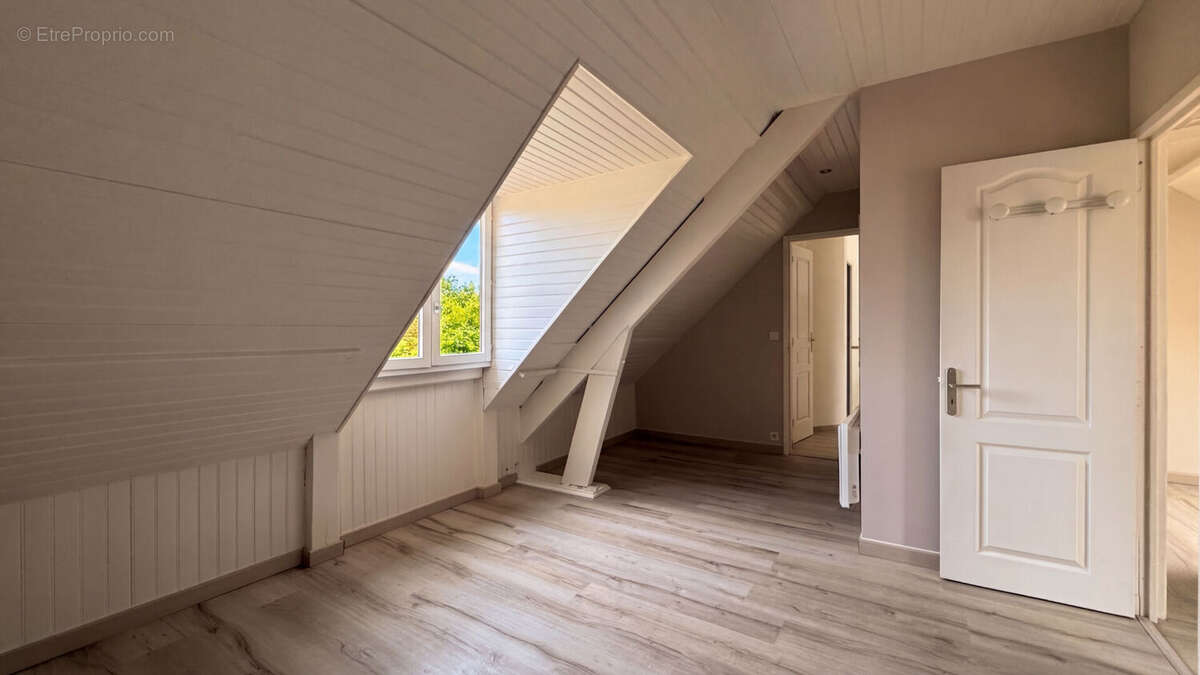 Maison à JOUE-LES-TOURS