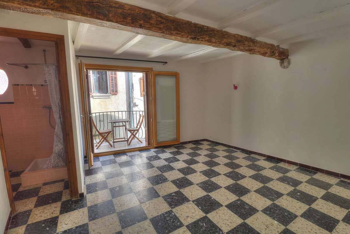 Maison à COURSEGOULES