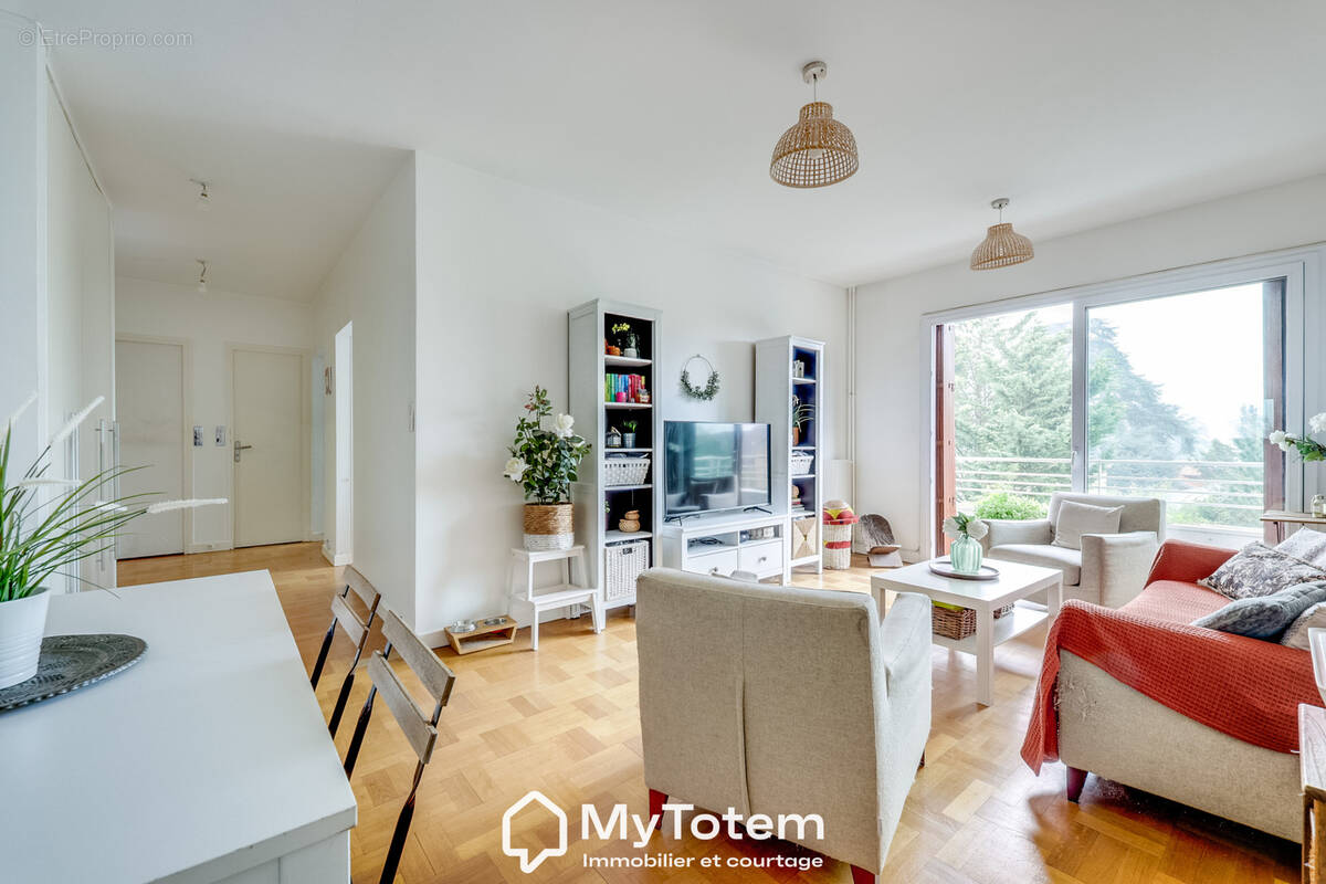 Appartement à VAUCRESSON