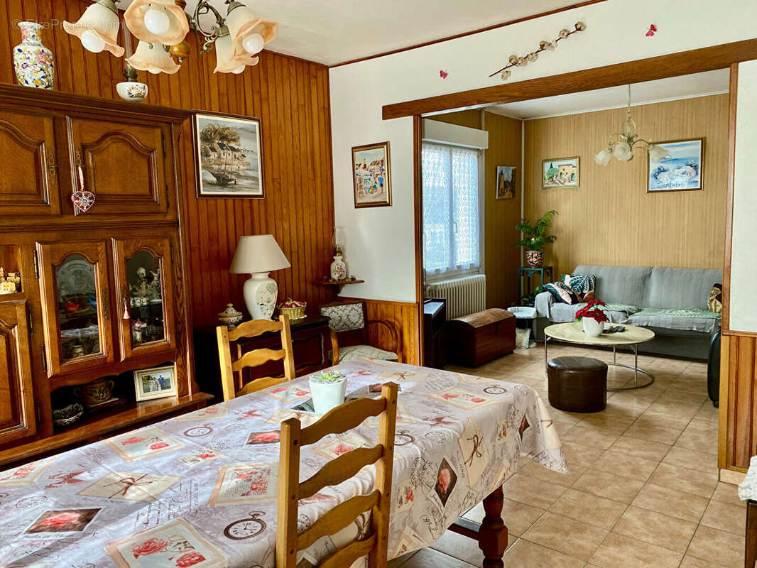 Maison à MONTCEAU-LES-MINES