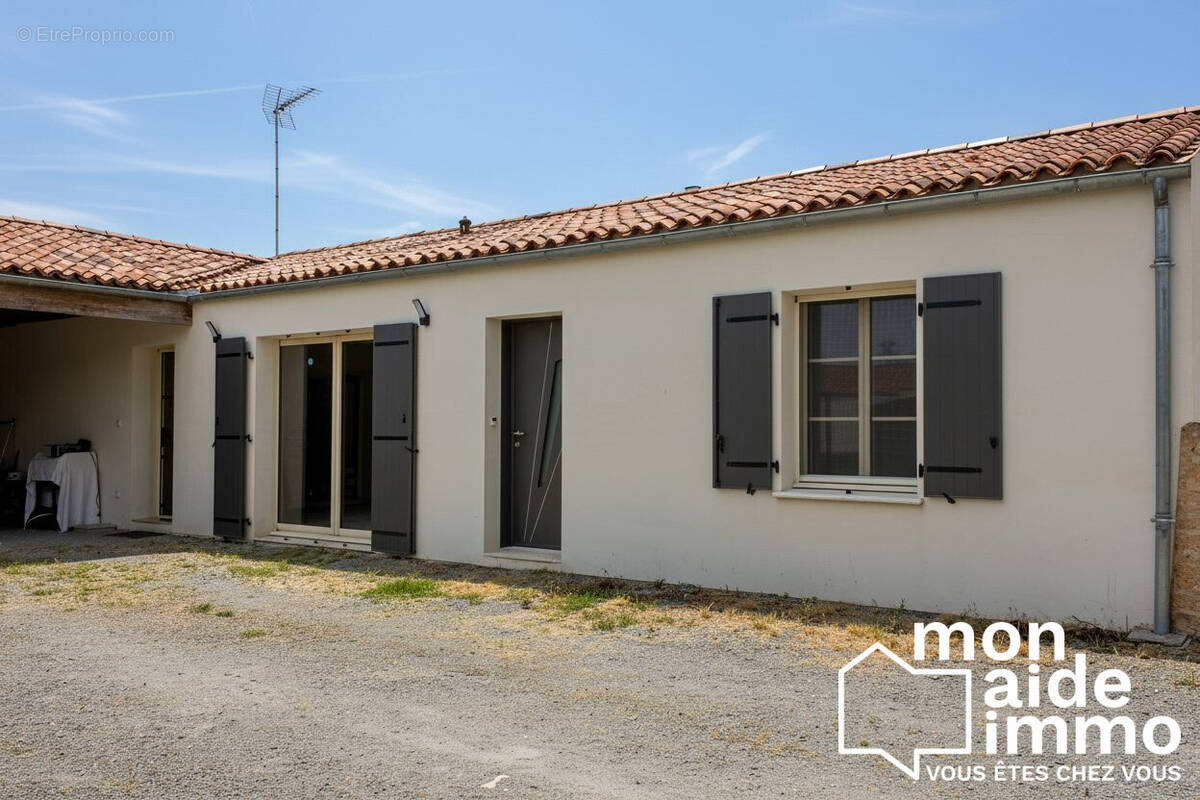 Maison à BENET