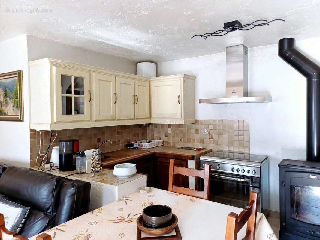 Maison à L&#039;ESCARENE