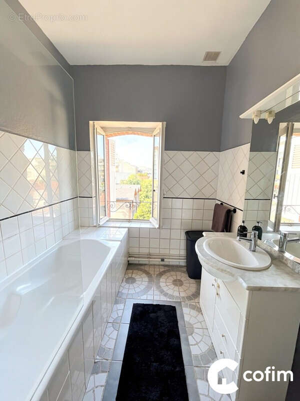 salle de bain  - Appartement à TARBES