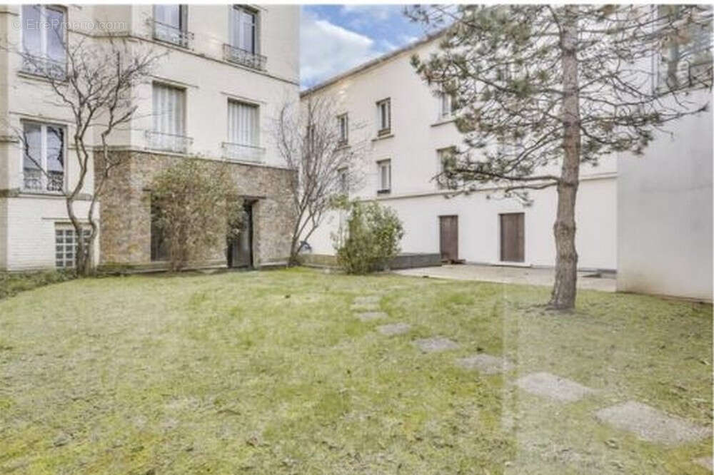 Appartement à SURESNES