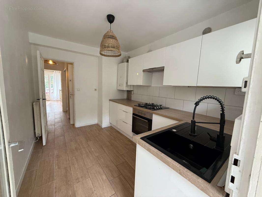 Appartement à BILLERE