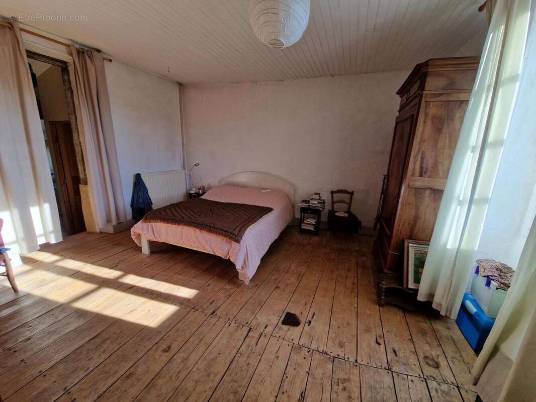 20250114_111904 - Maison à LIVERNON