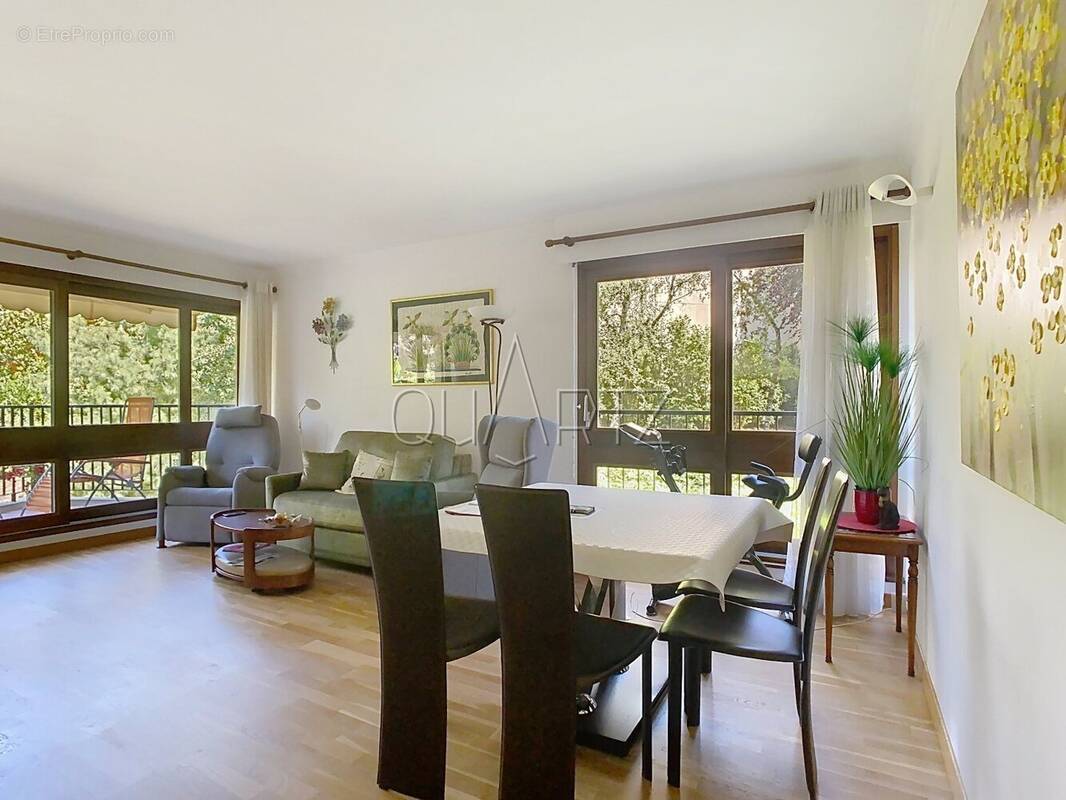 Appartement à LE CHESNAY