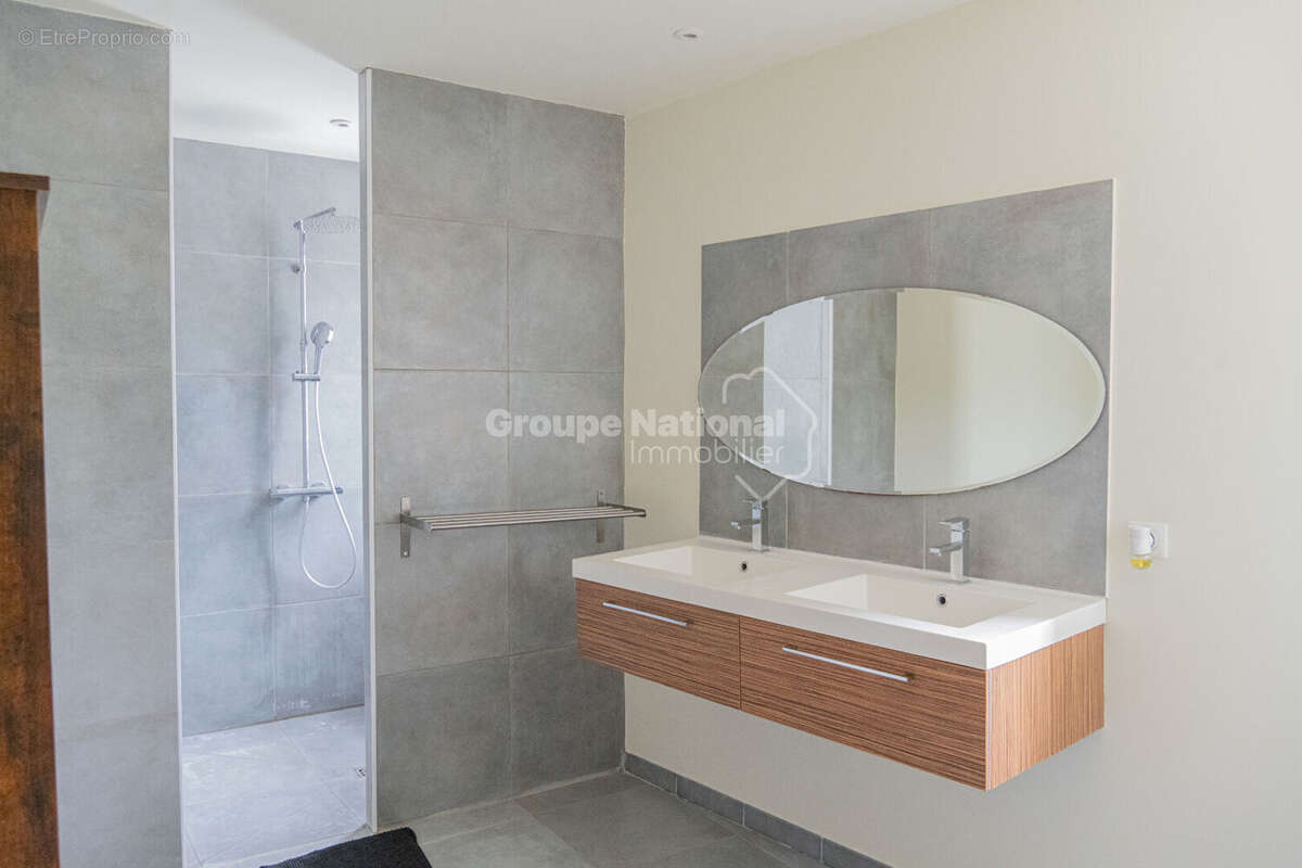 Maison à AIGUES-MORTES