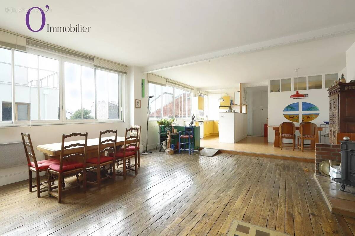 Appartement à PARIS-11E