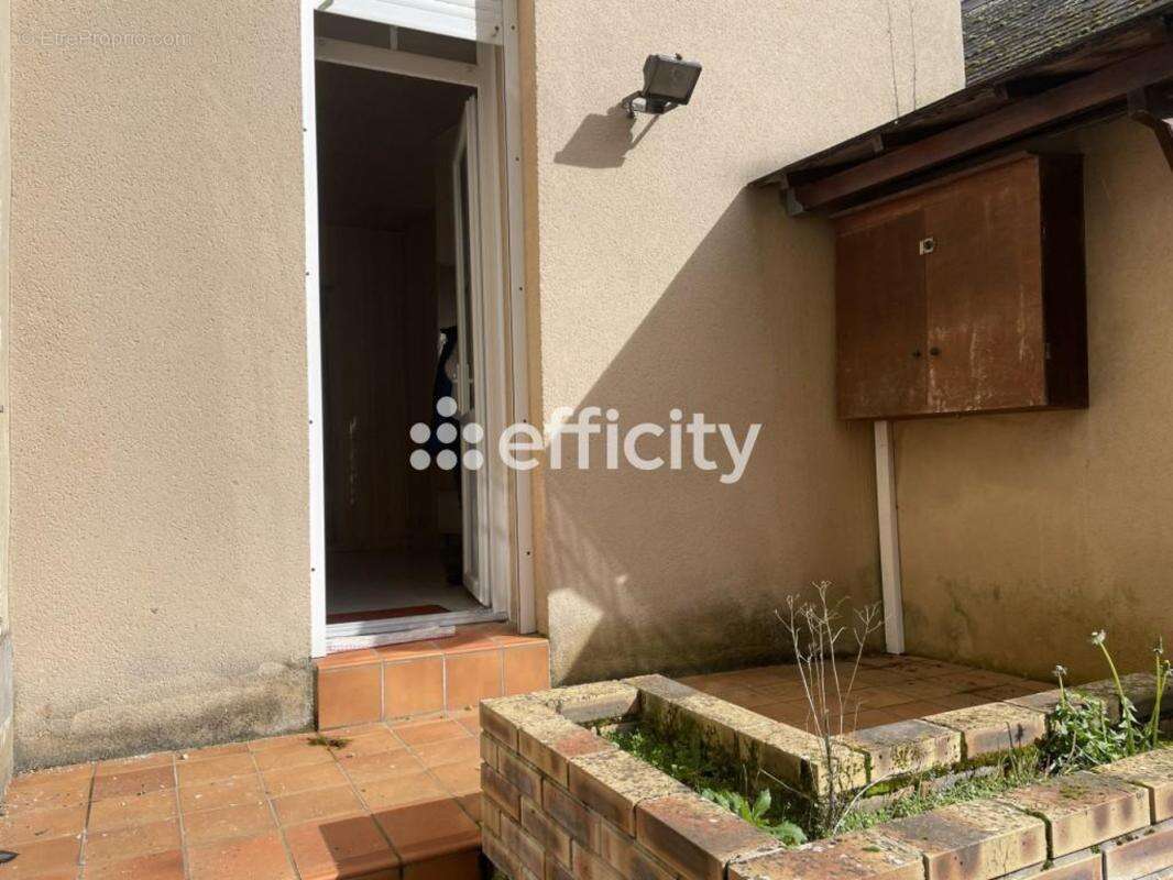 Maison à LA FERTE-BERNARD