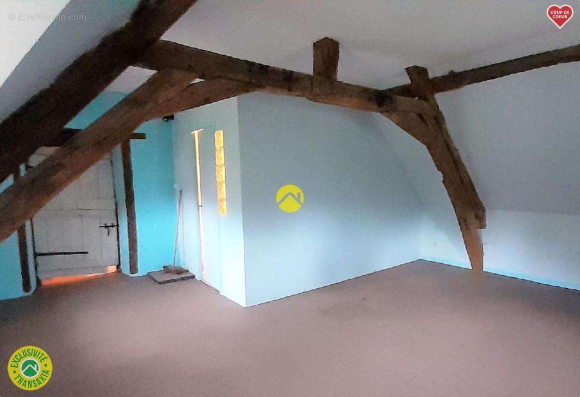 Maison à SAINT-HILAIRE