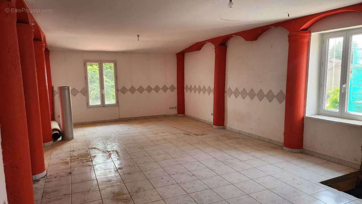 Maison à VILLARS-LES-DOMBES