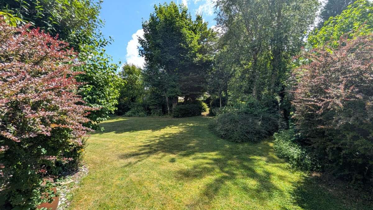 EXCLUSIVITÉ – Une élégante propriété de caractère au cœur d'Ecques(62) - photo 20