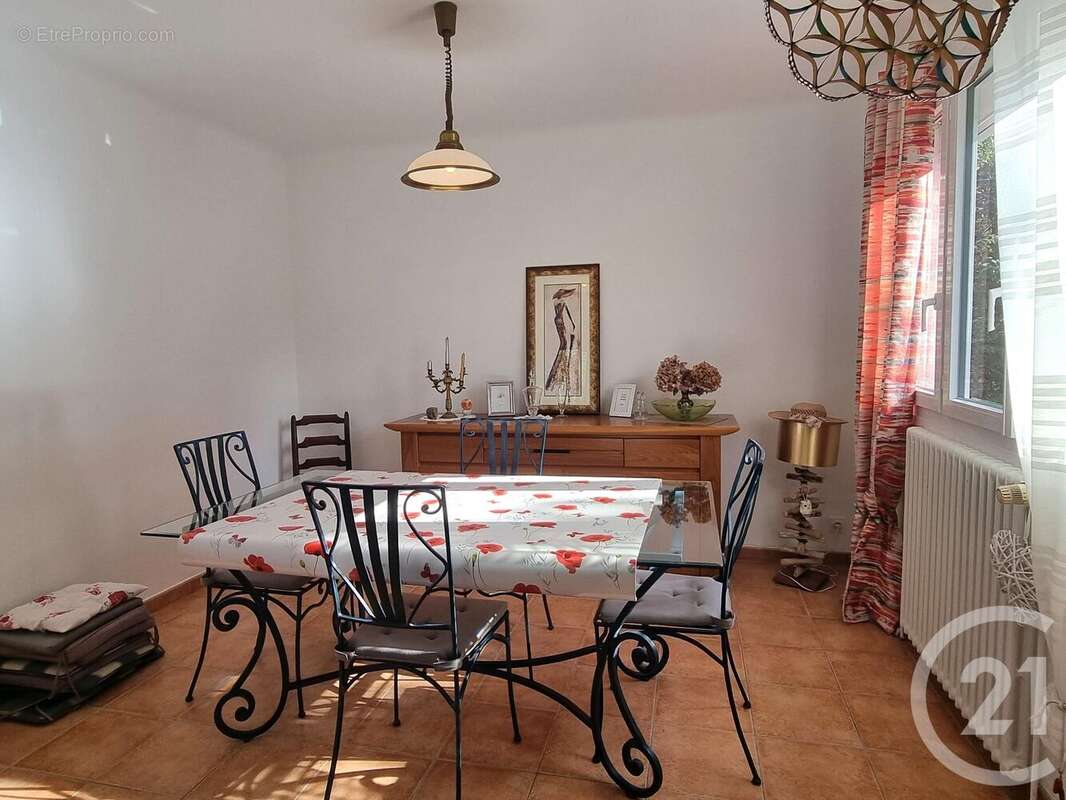 Maison à NEUVY-SUR-LOIRE