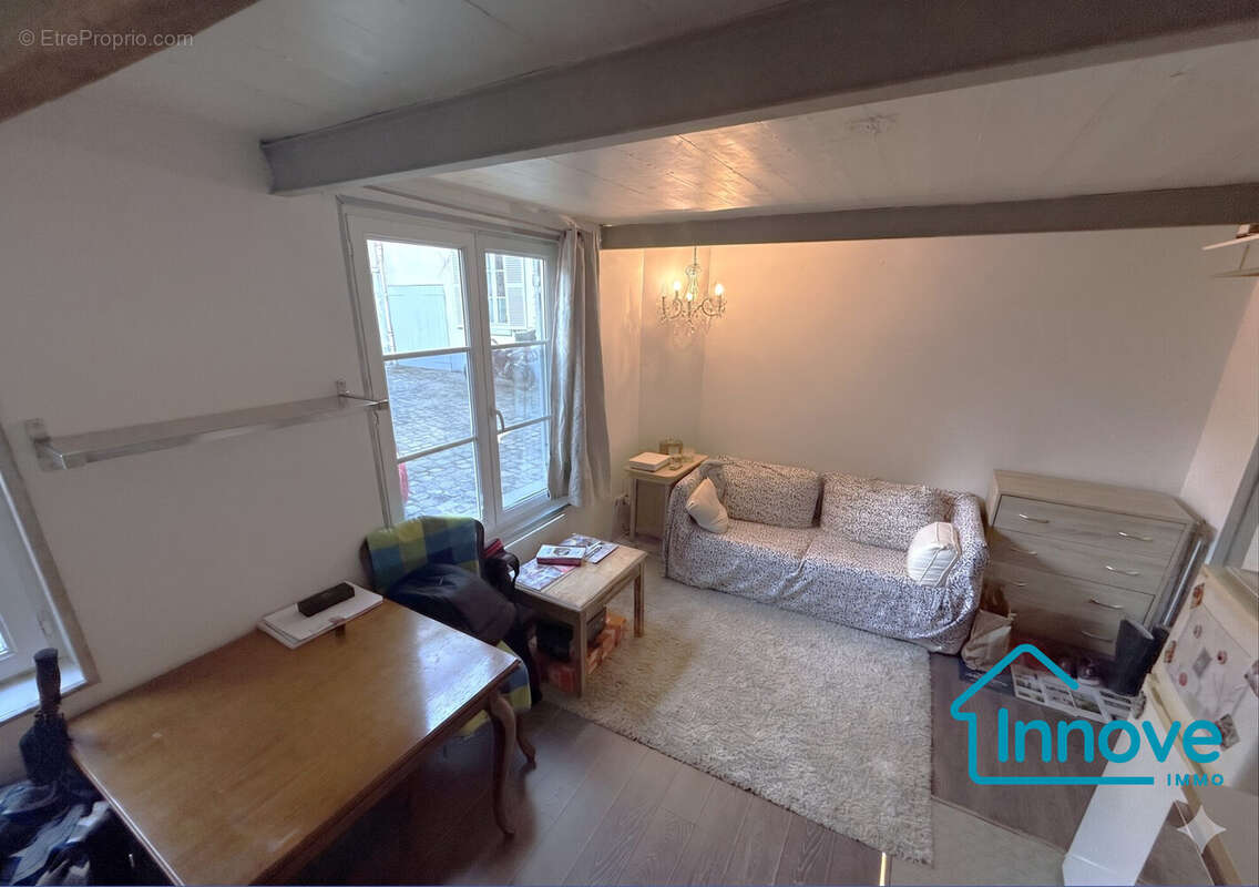 Appartement 23 m² à Versailles  - photo 2