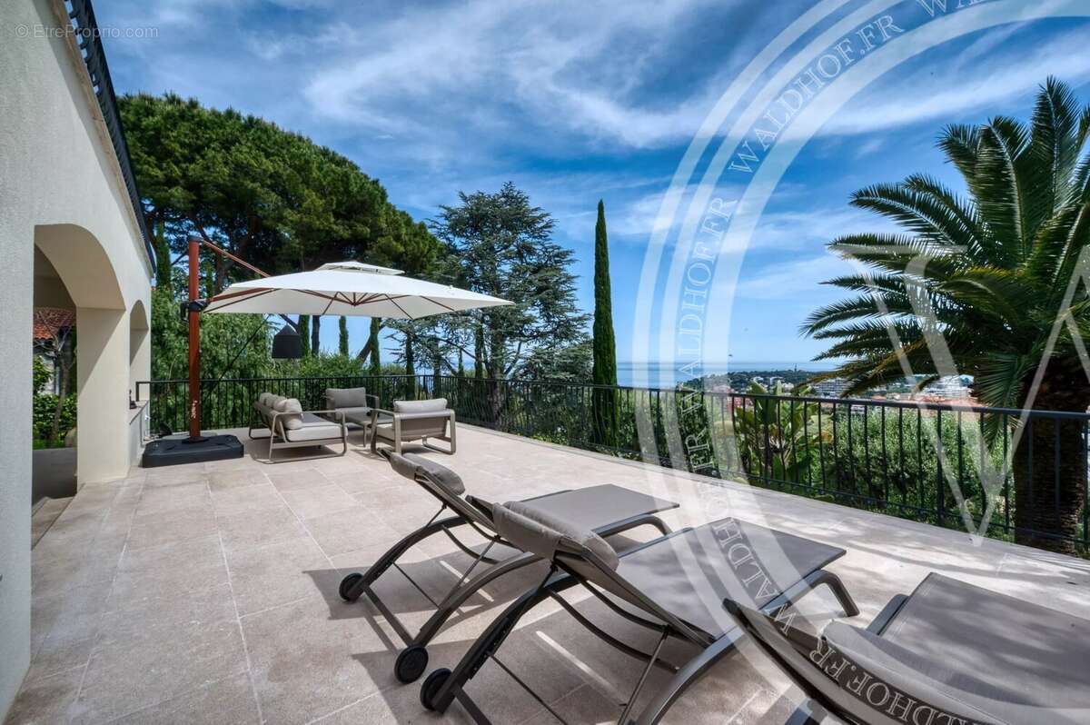 Maison à ROQUEBRUNE-CAP-MARTIN