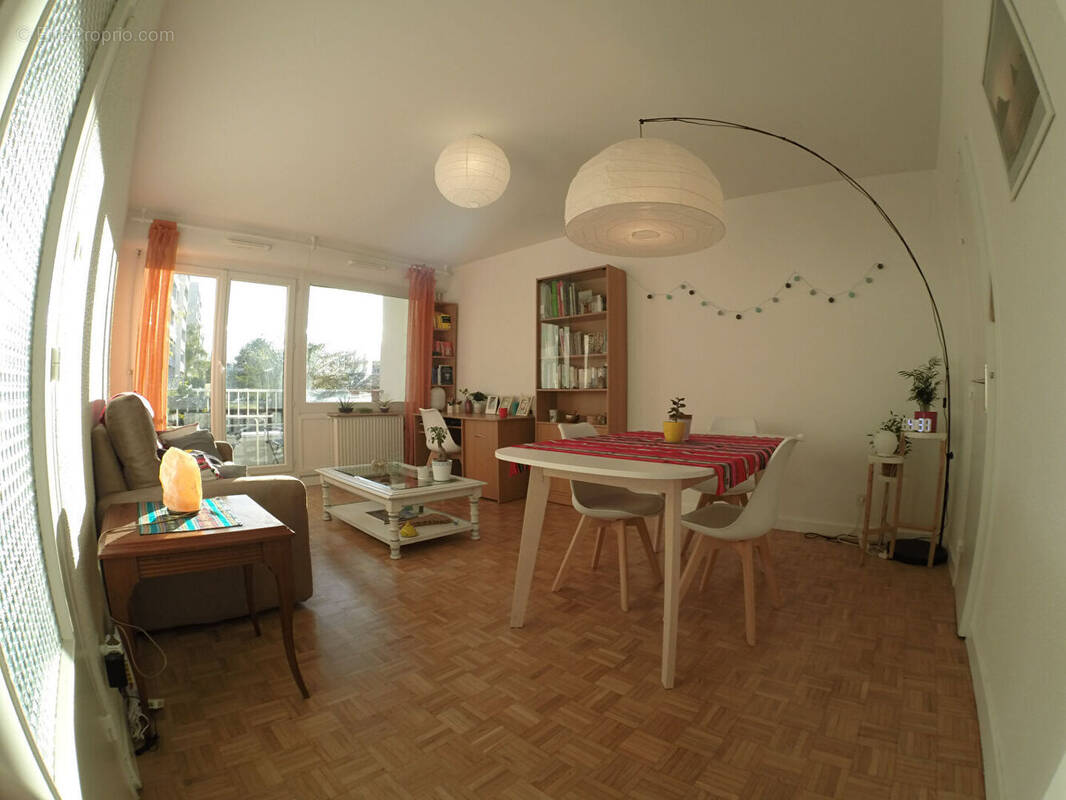 Appartement à LYON-8E