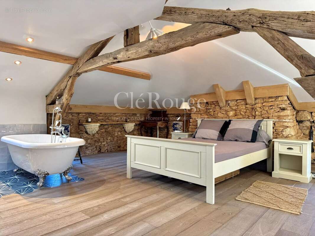 Maison à VILLEFRANCHE-DU-PERIGORD