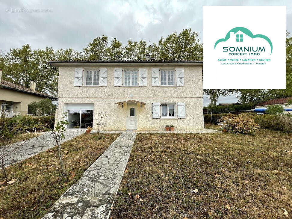 Maison à MONFORT